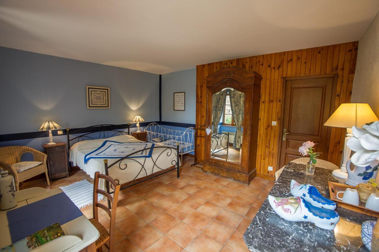 Chez Annie Et Jean Michel Bagatelle Chambres D Hotes Шатоньоф Екстериор снимка