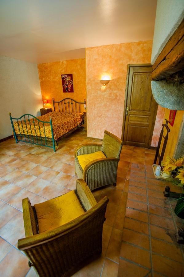 Chez Annie Et Jean Michel Bagatelle Chambres D Hotes Шатоньоф Екстериор снимка